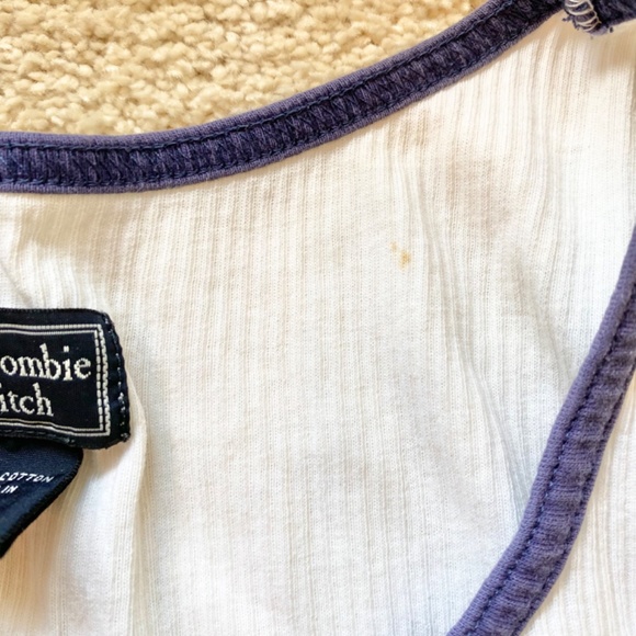 Y2K Vintage Abercrombie and Fitch Tank Top - Picture 3 of 4